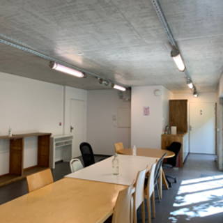 Bureau privé 63 m² 10 postes Coworking Rue Voltaire Montreuil 93100 - photo 3